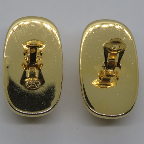 Vintage Designer Gold 2” Ribbed SHRIMP Clip On Earrings Tokens Of Gilt 80s/90s - Picture 5 of 6